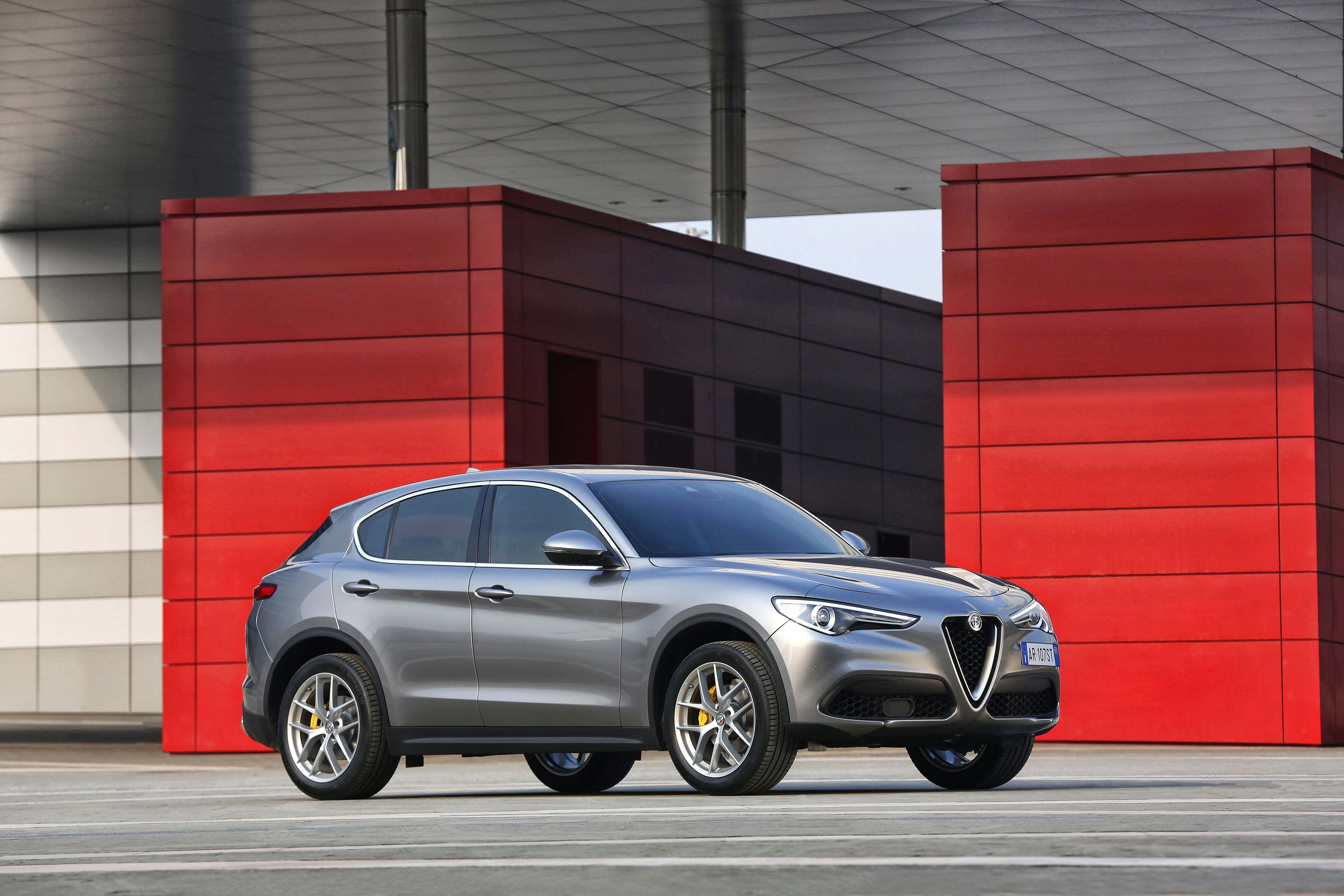 Alfa Romeo announces full engine specs and prices of the Stelvio SUV -  CarWale