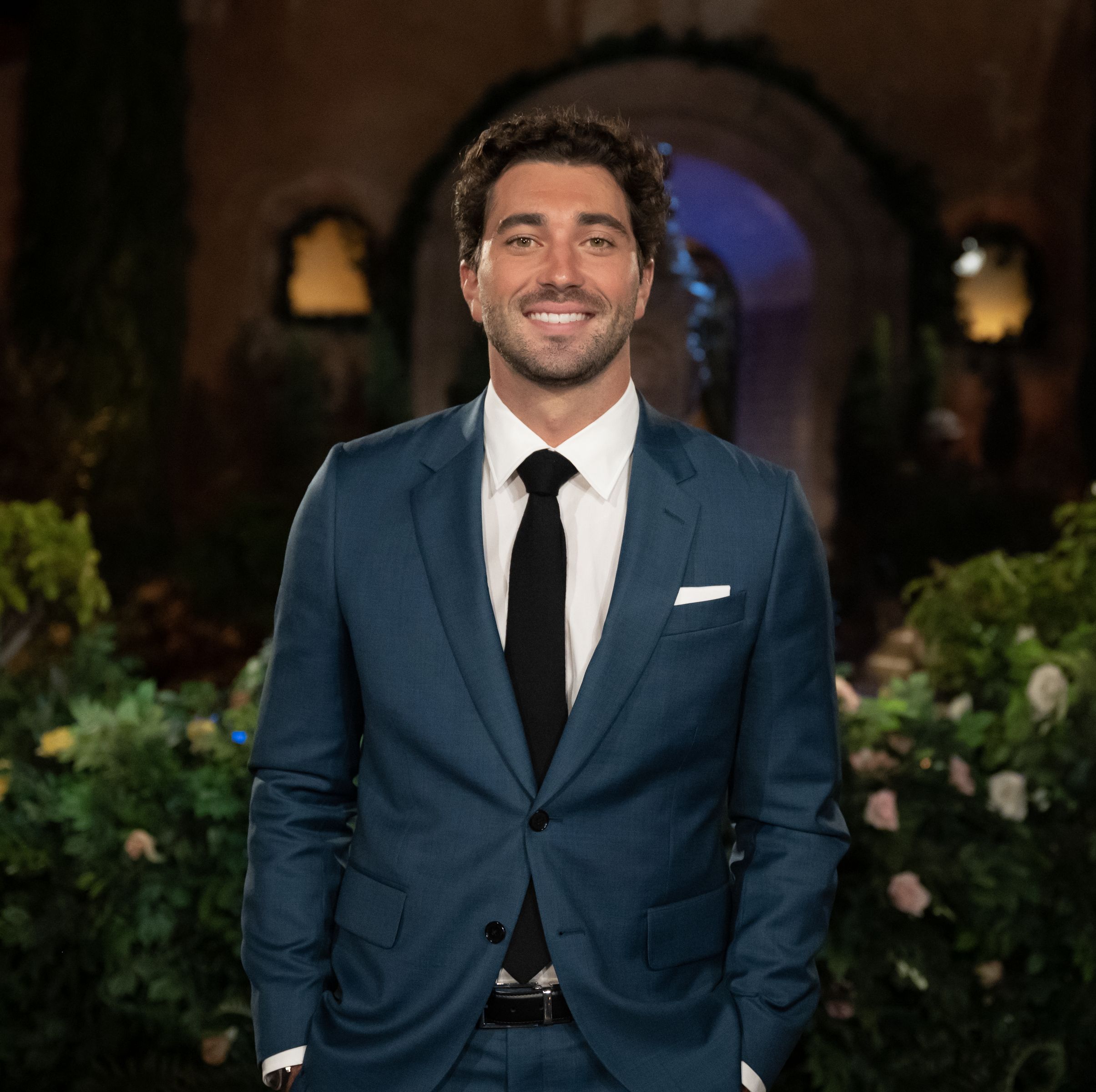 Here's When Every Episode of 'The Bachelor' Season 28 Drops