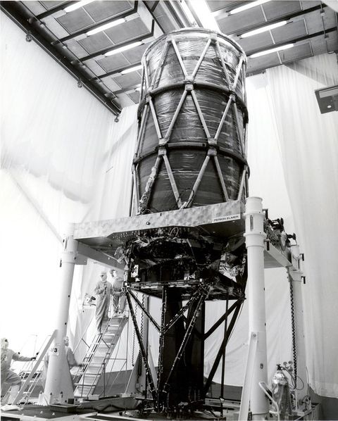 construction of the hubble space telescope