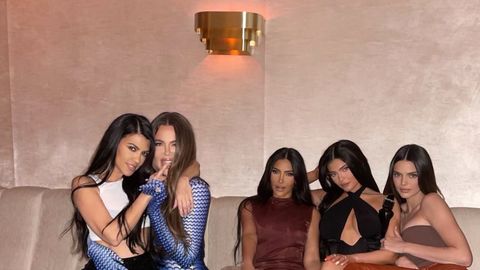 preview for Keeping Up With The Kardashians Reunion Official First Look | E!