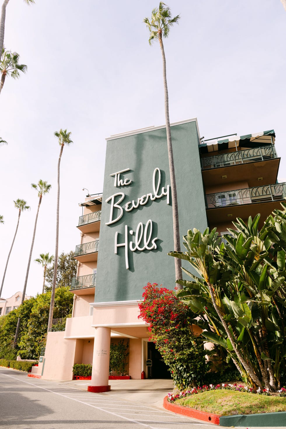 l'esterno del Beverly Hills Hotel