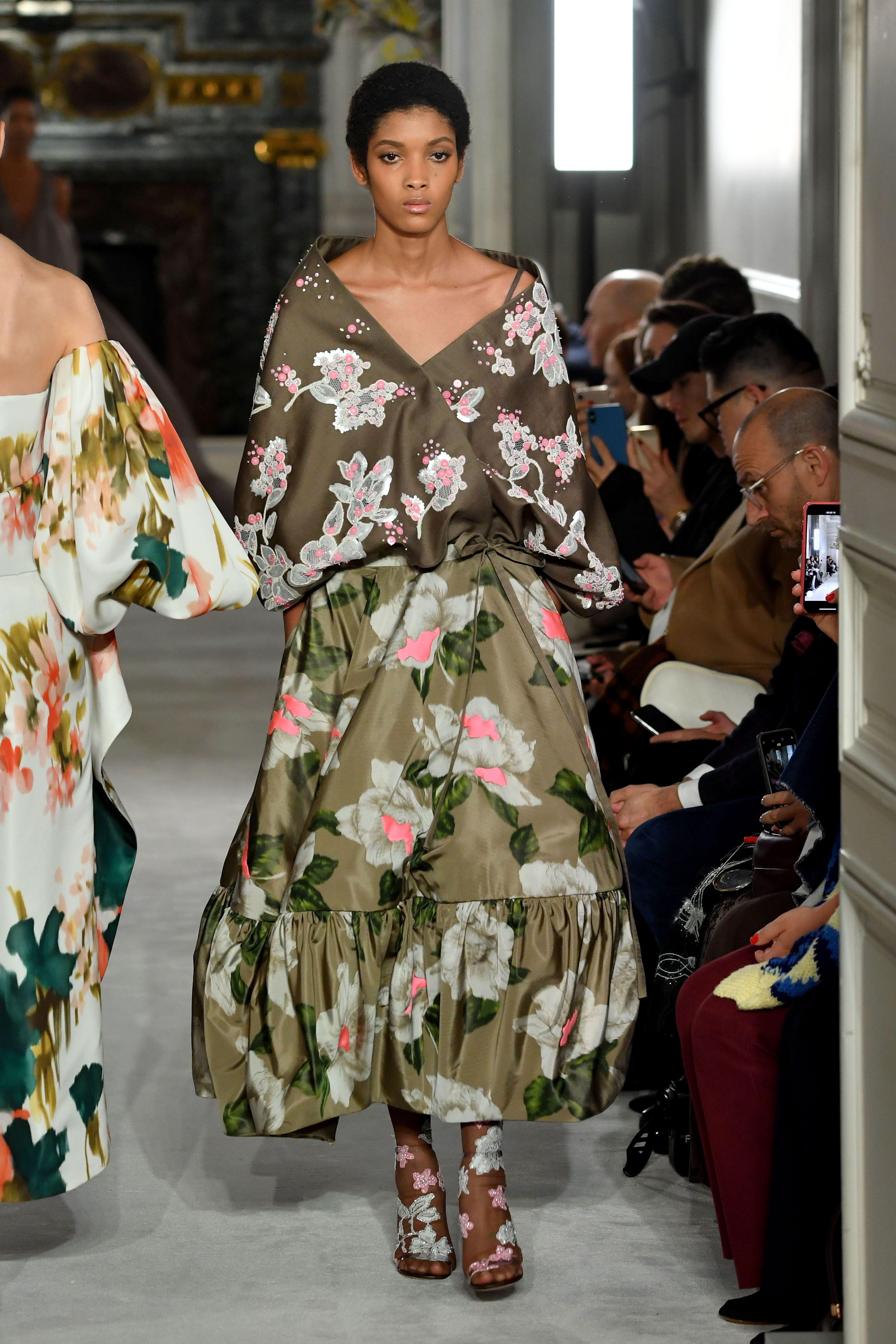 Valentino 2019 hotsell fashion show