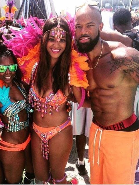 Carnival, People, Event, Festival, Barechested, Public event, Muscle, Party, Spring break, Abdomen, 