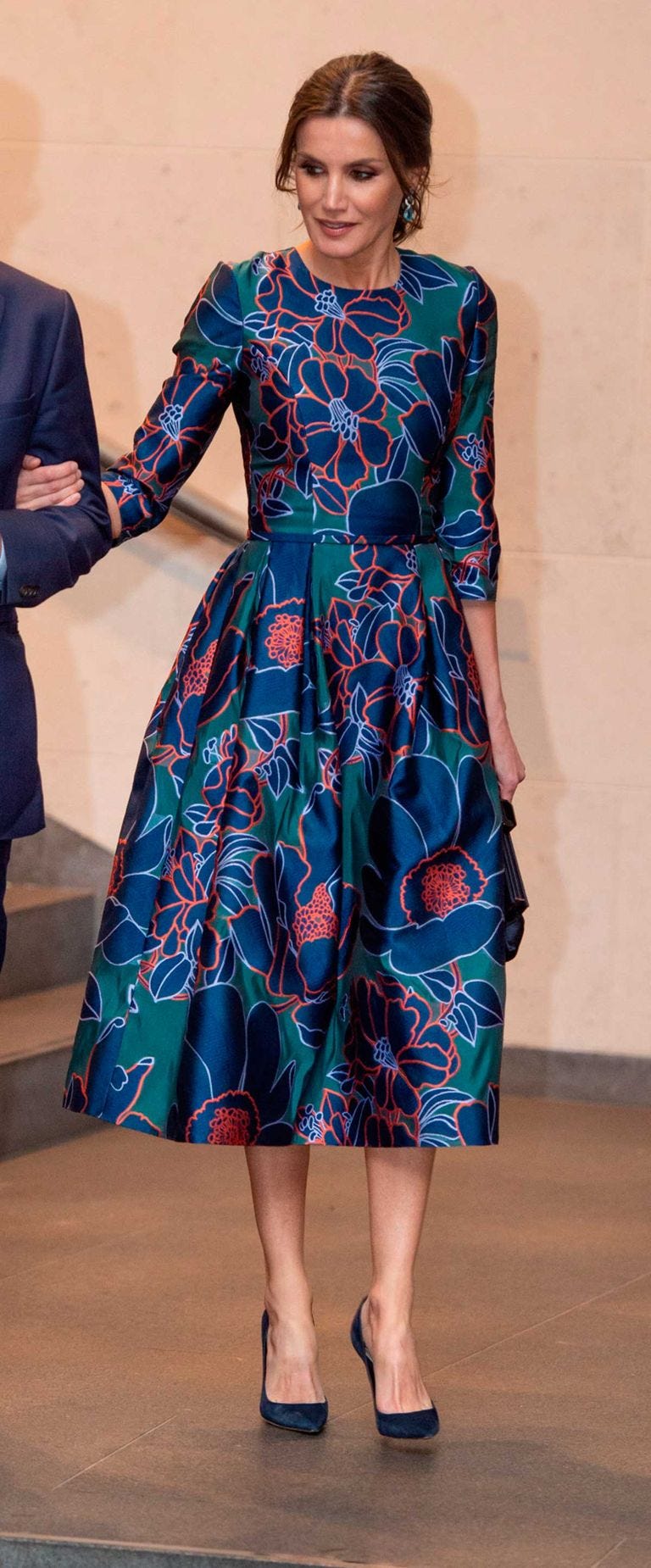 Clothing, Dress, Blue, Day dress, Pattern, Sleeve, Fashion, Turquoise, Electric blue, Waist, 