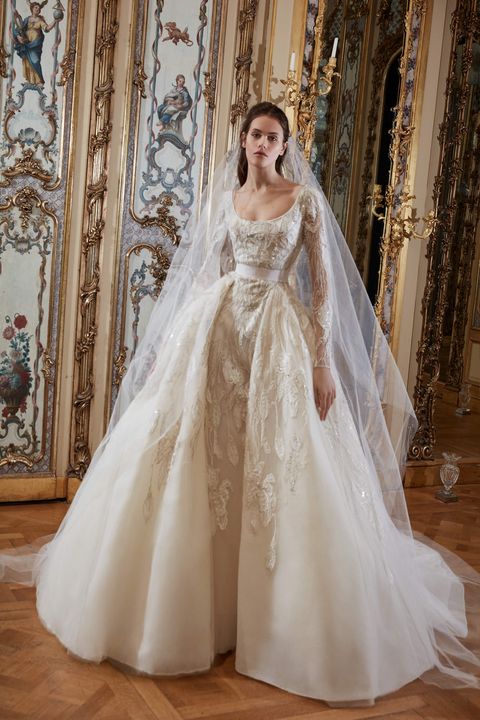 Gown, Wedding dress, Dress, Bride, Clothing, Bridal clothing, Bridal accessory, Bridal party dress, Photograph, Shoulder, 