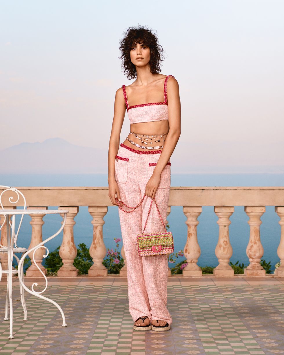 Chanel Cruise 2021 - See All the Looks From Chanel's Cruise