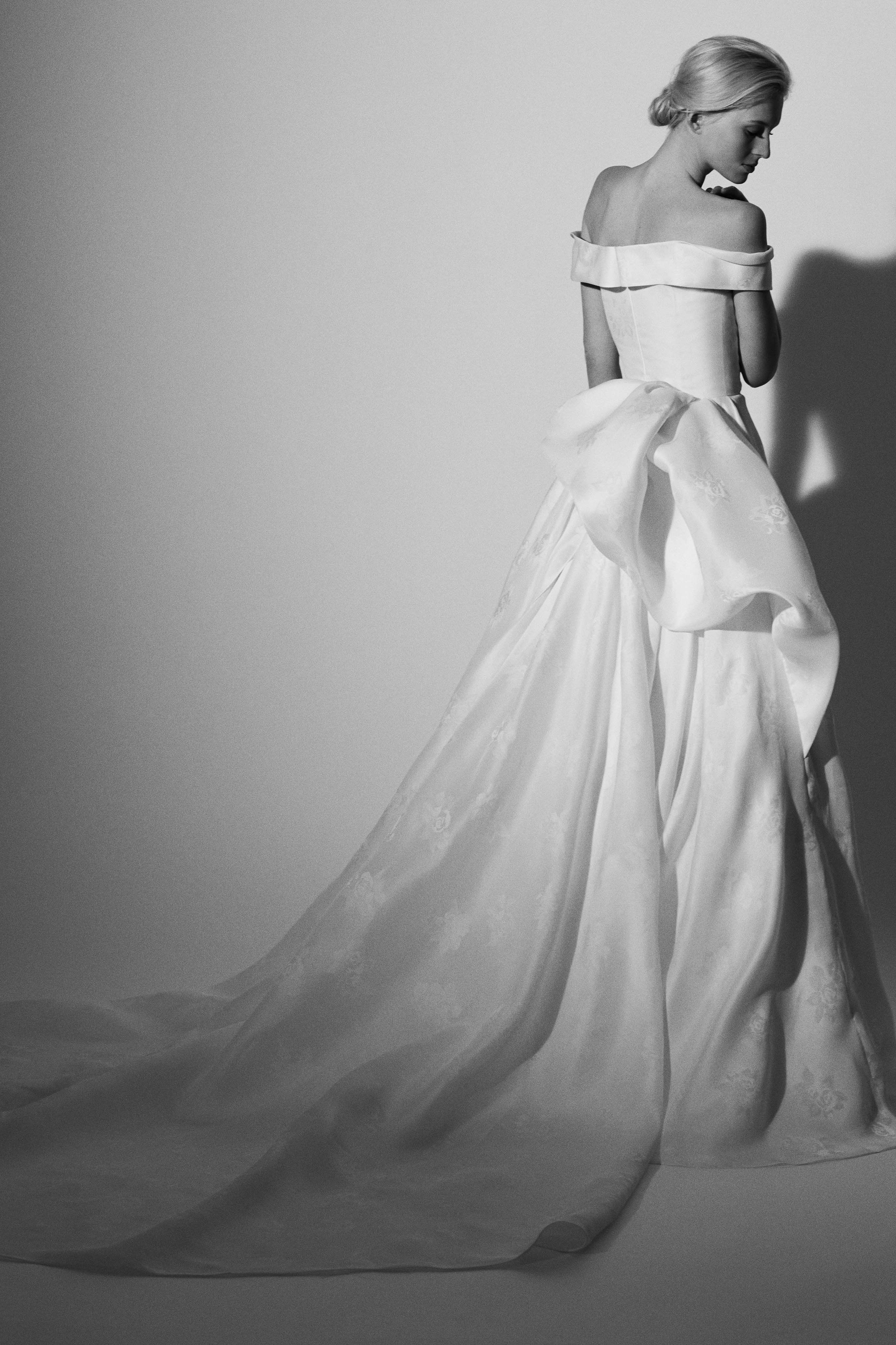 Carolina herrera shop 2018 bridal