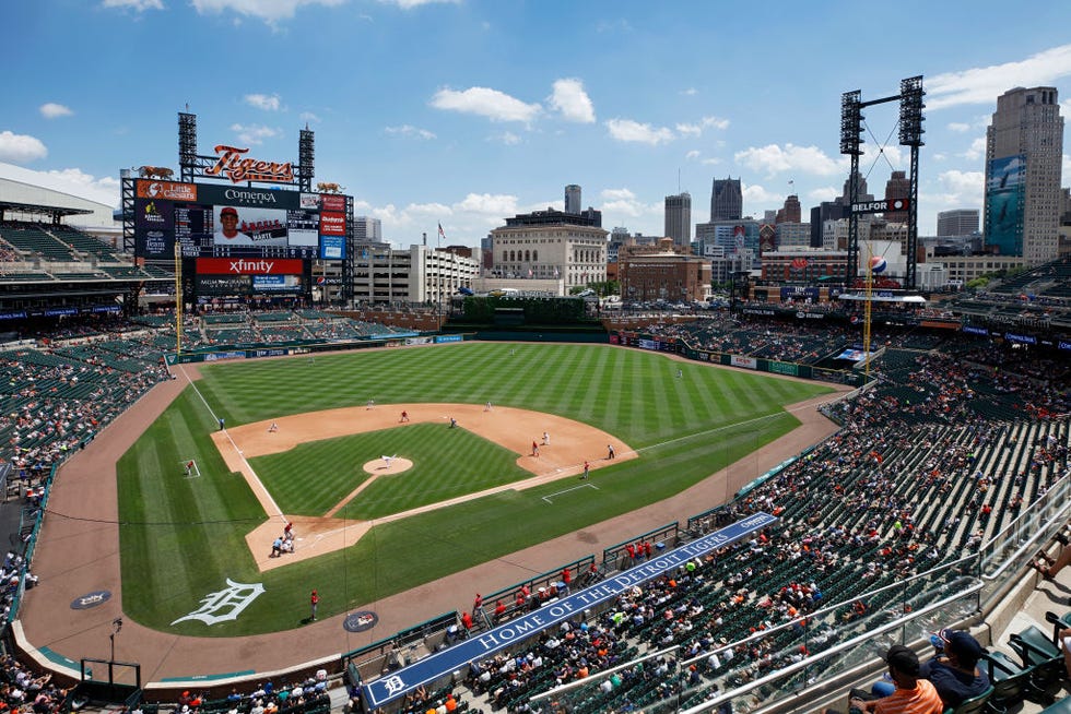 Braves Field, “World Greatest Baseballpark”, Where Bigger Did Not