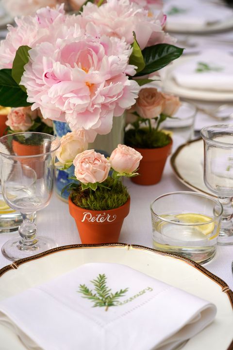 Flower, Centrepiece, Pink, Table, Cut flowers, Plant, Tablecloth, Flower Arranging, Bouquet, Peony, 