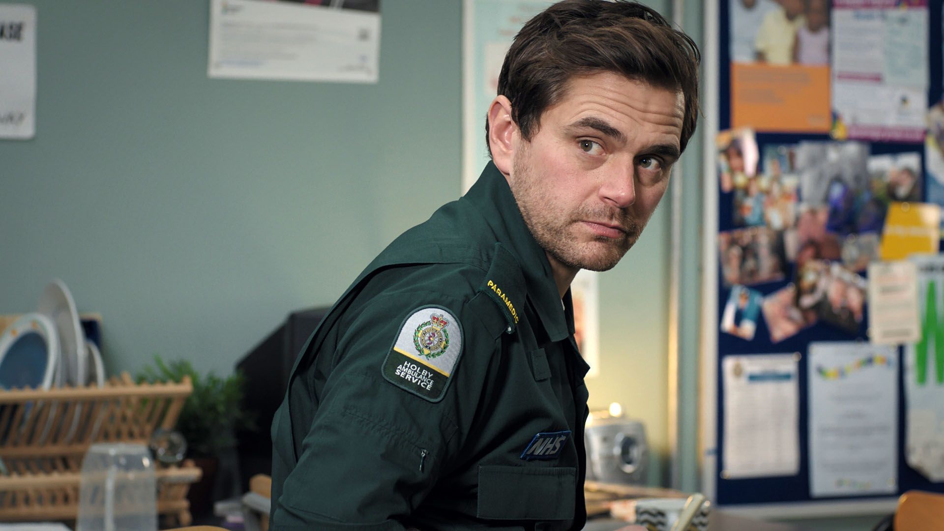 Casualty spoilers - Special paramedic episode for Iain