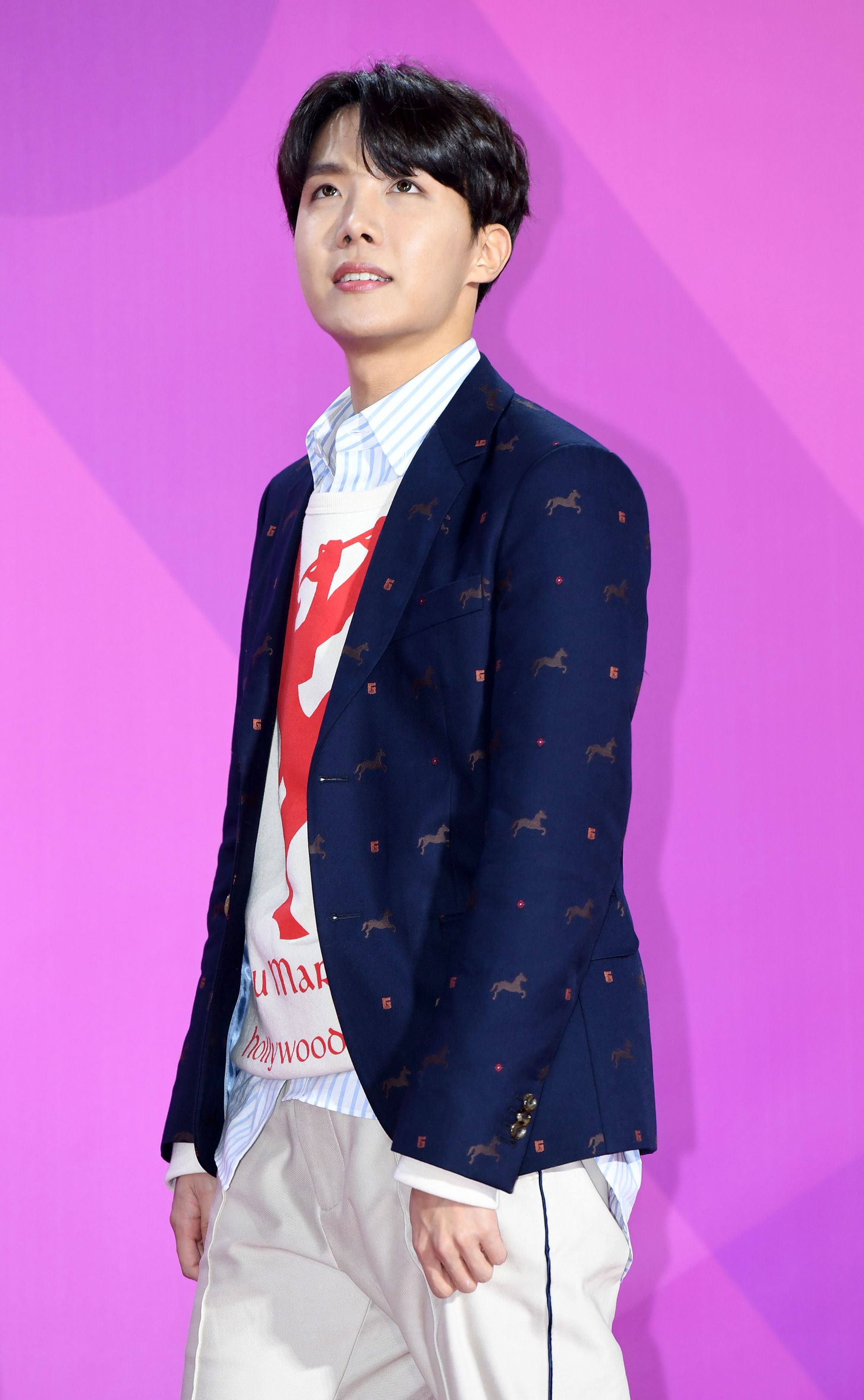 BTSの三男ラッパー、J-HOPE（ホソク）の華麗なる成長アルバム