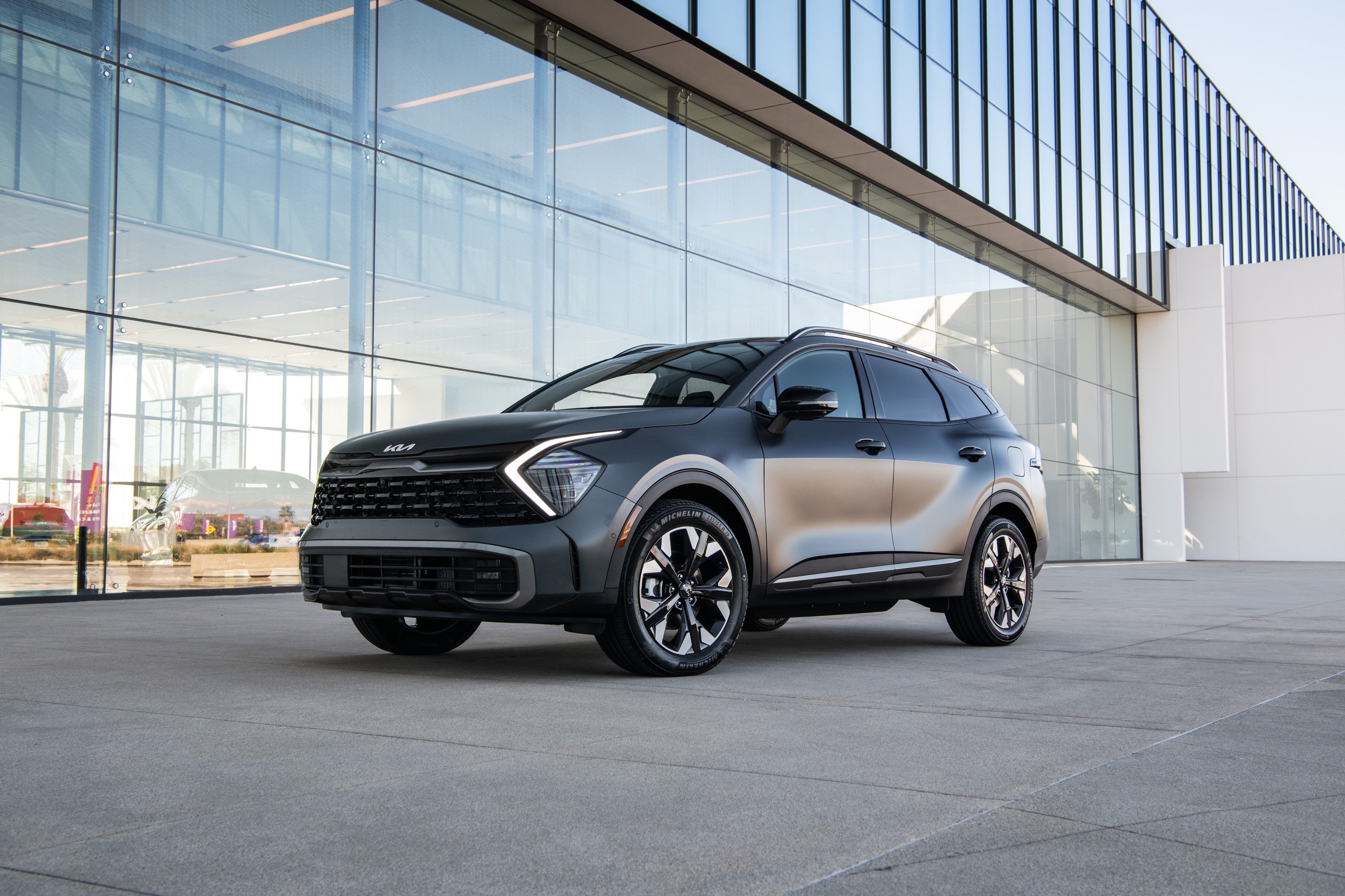 Best hybrid mini deals suv