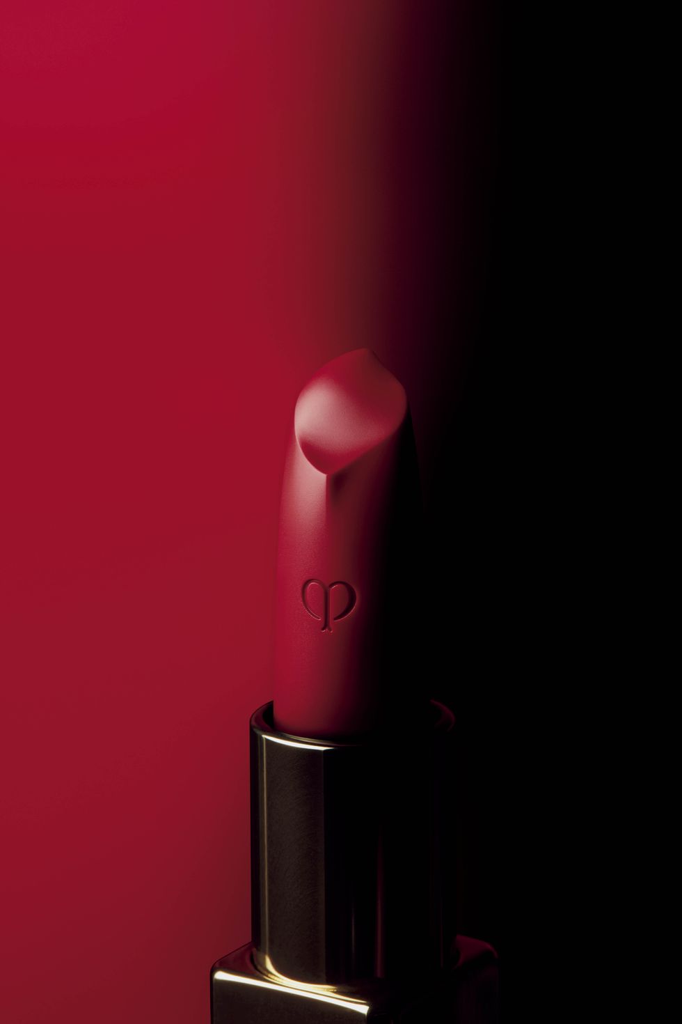 Lipstick, Pink, Red, Cosmetics, Light, Still life photography, Material property, Tints and shades, Magenta, Cylinder, 