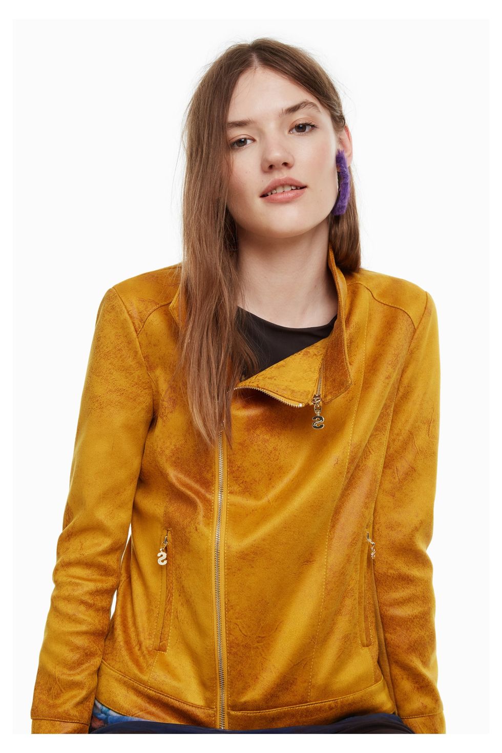 Clothing, Leather, Jacket, Yellow, Leather jacket, Outerwear, Sleeve, Textile, Top, Neck, 
