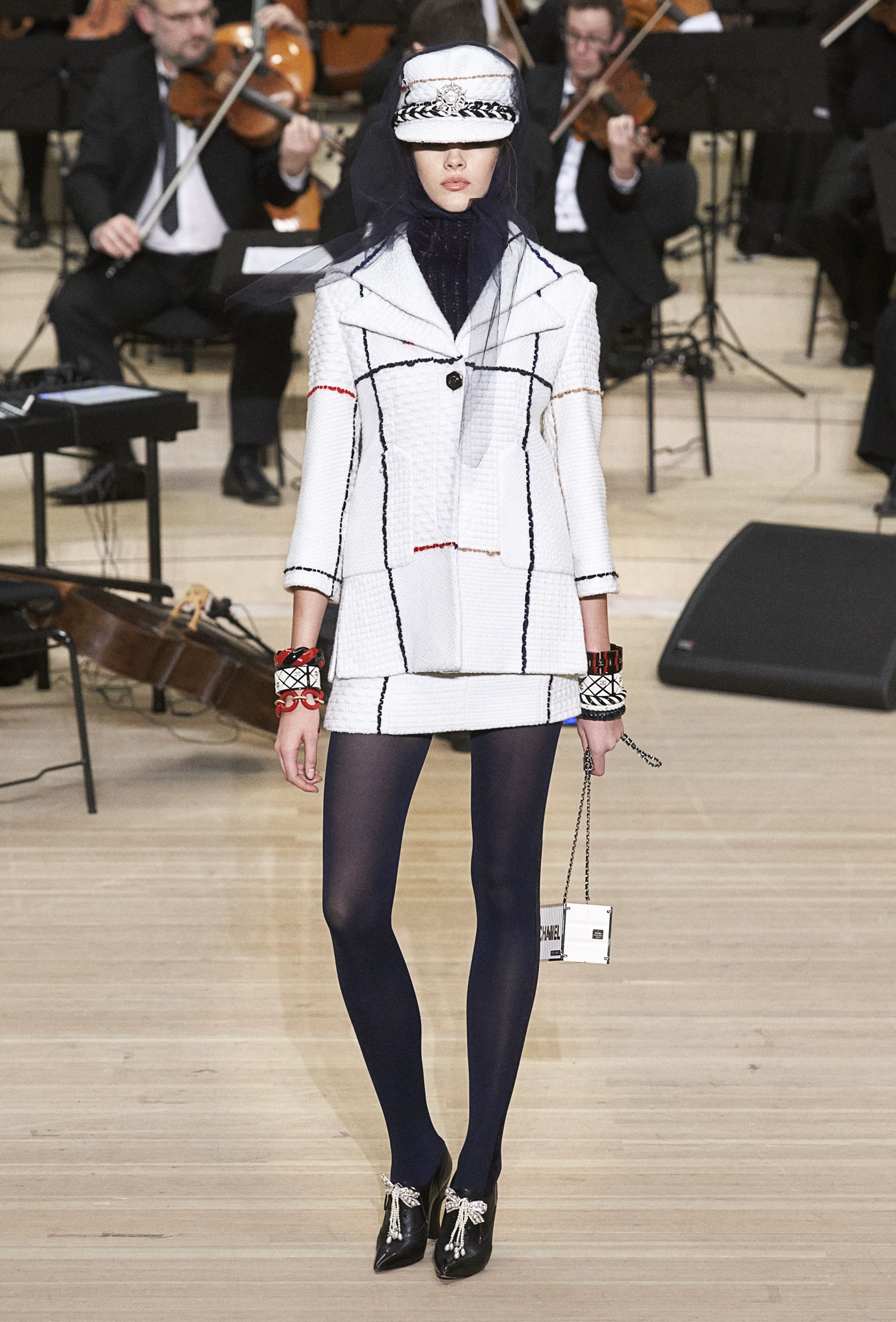 Chanel tights outlet 2018