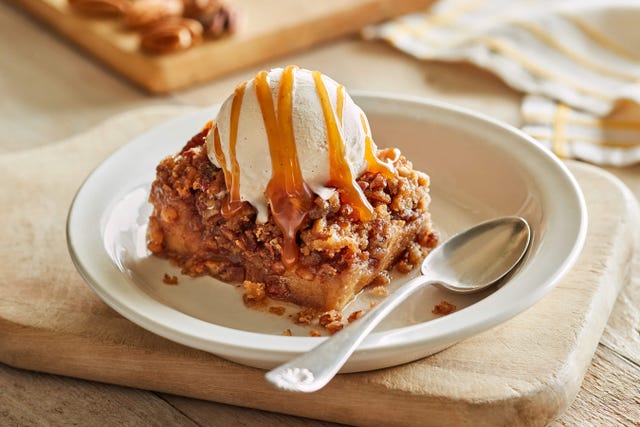 Dish, Food, Cuisine, Dessert, Ingredient, Frozen dessert, Caramel, Baked goods, Produce, Sundae, 