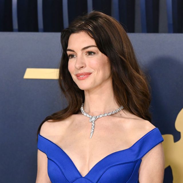 anne hathaway at the 30th annual screen actors guild awards held at the shrine auditorium and expo hall on february 24, 2024 in los angeles, california photo by gilbert floresvariety via getty images