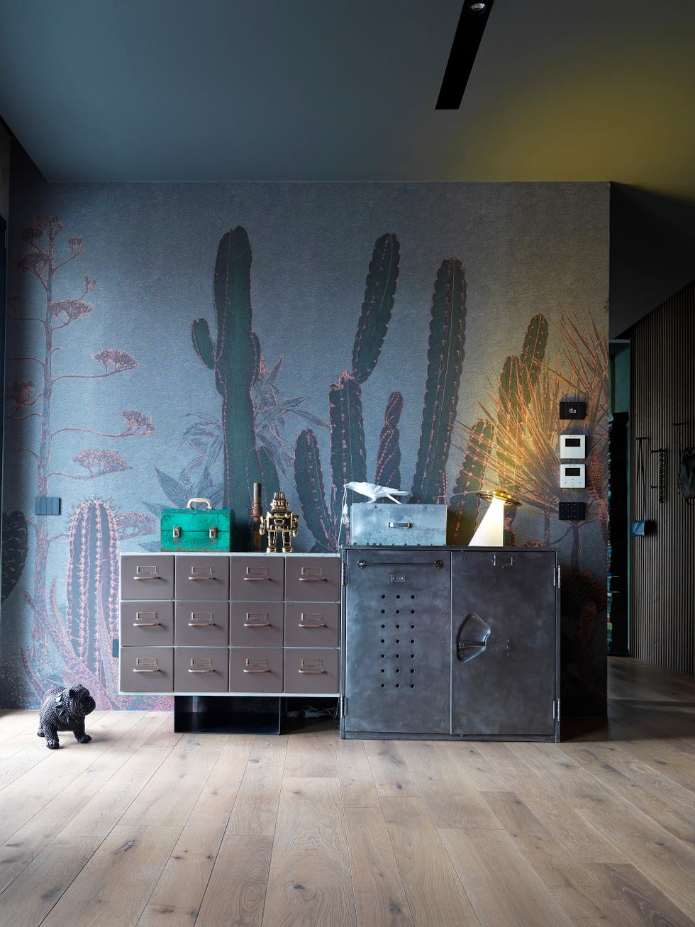 jardinera de plantas perennes, sofa de doble respaldo gabinete de curiosidades, esta casa es unica en su especie