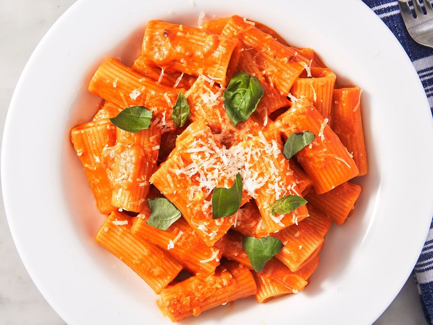 Best Penne alla Vodka Recipe - How to Make Penne With Vodka Sauce