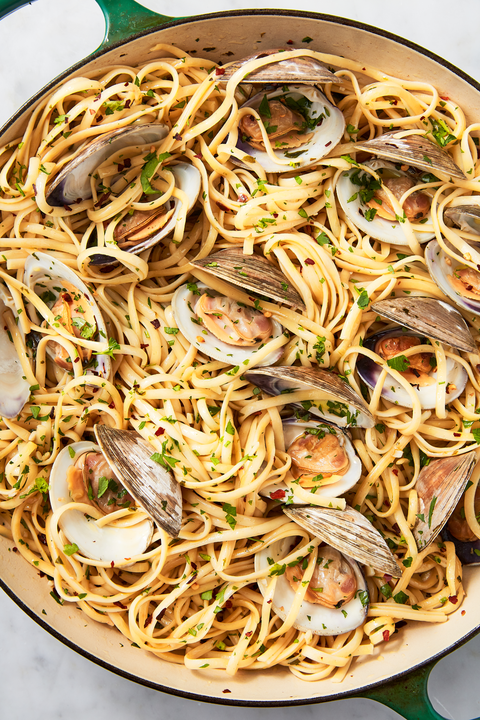 dish, cuisine, food, noodle, spaghetti alle vongole, spaghetti, chow mein, capellini, italian food, fried noodles,