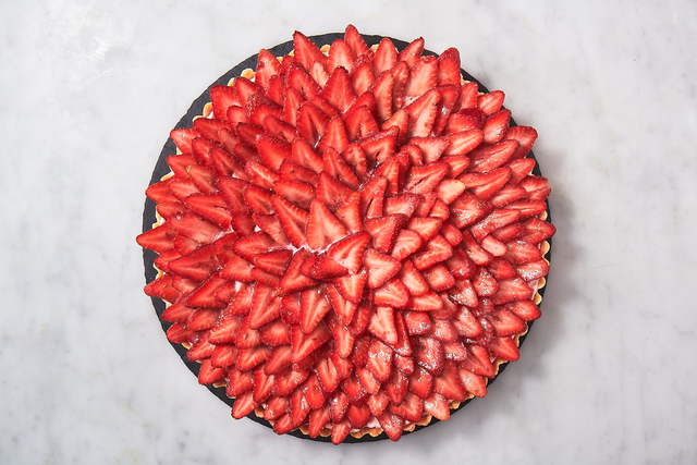 strawberry tart  delishcom