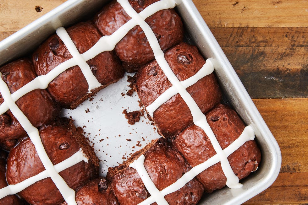 chocolate hot cross buns