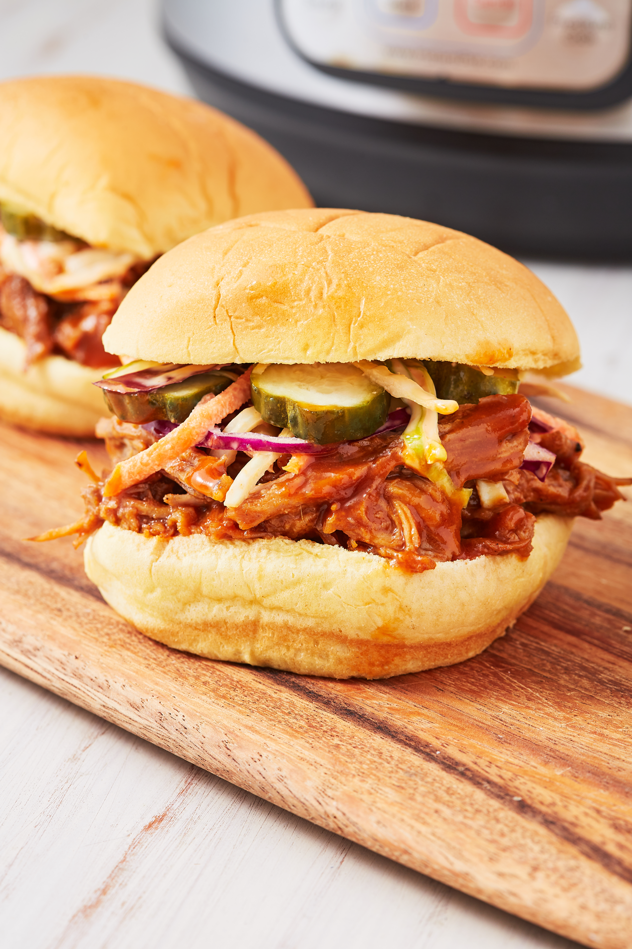 Instant Pot Pulled Pork Burger Recipe - Midwest Foodie