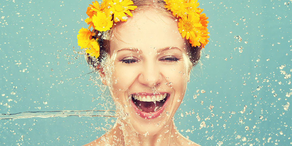 Best Waterproof Makeup 2022 Sweat Proof Summer Makeup Products for the Beach