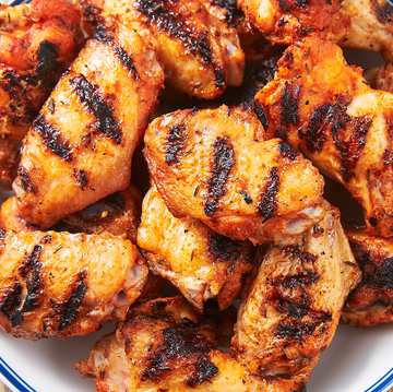 grilled chicken wings with awesome grill marks