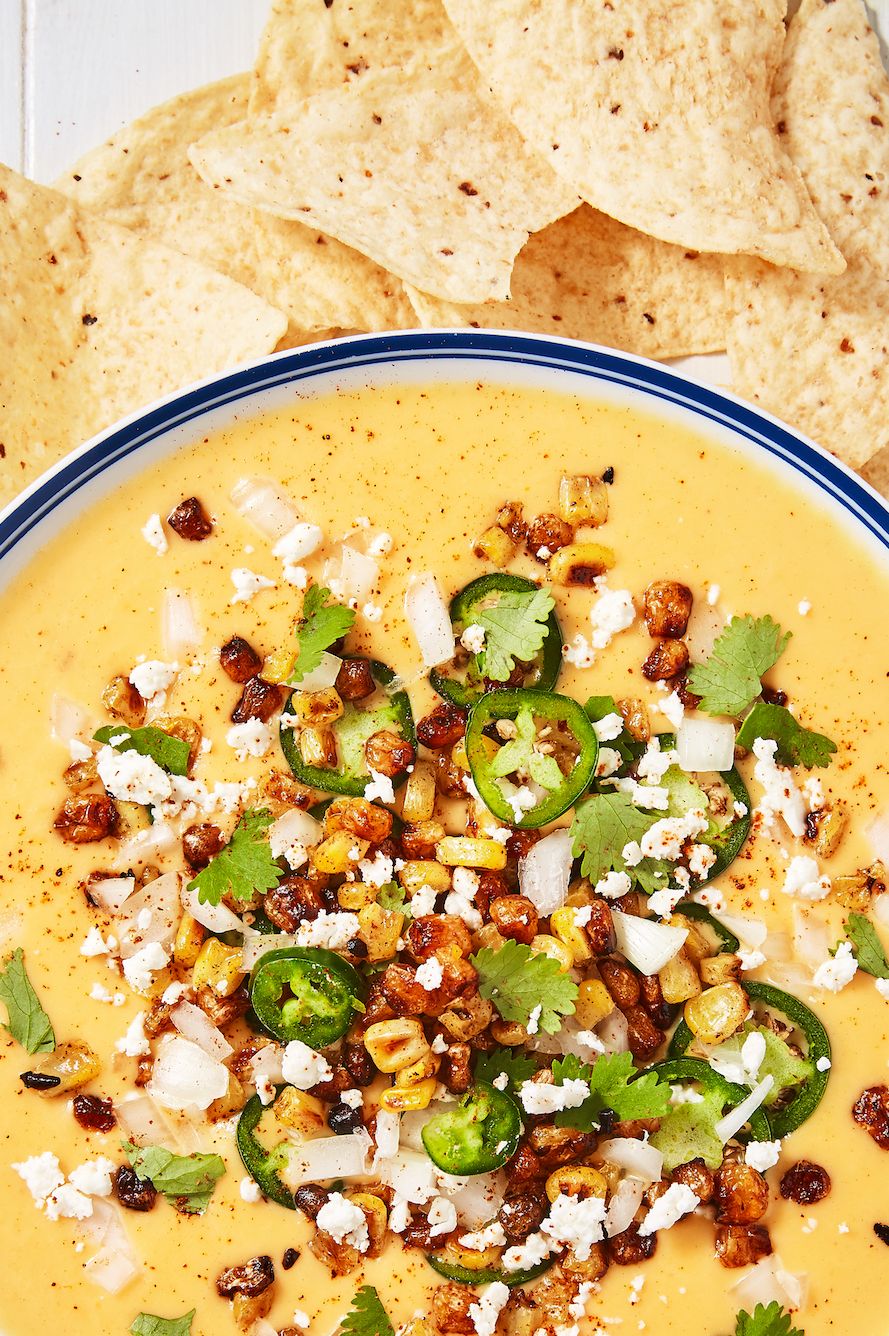 https://hips.hearstapps.com/hmg-prod/images/190423-instant-pot-queso-291-1556728735.jpg?crop=0.702xw:0.703xh;0.148xw,0.151xh&resize=980:*