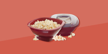 Popcorn, Popcorn maker, Food, Kettle corn, Dish, Cuisine, Snack, Kitchen appliance, Bowl, Ingredient, 