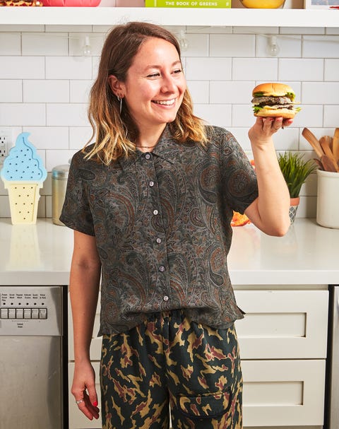 Clothing, Room, Sleeve, Blouse, Shirt, Pocket, Pattern, Shorts, Pattern, Top, 