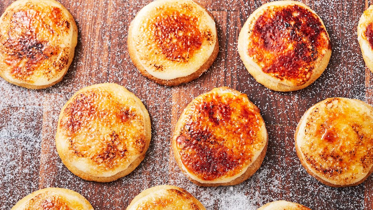 preview for Your Cookie Swap Will Freak Over Crème Brûlée Sugar Cookies