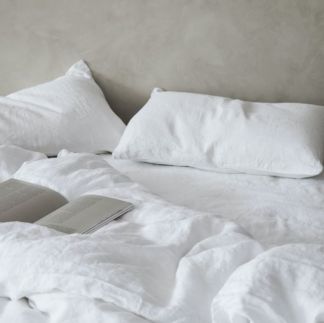 white cultiver duvet covers and pillowcases