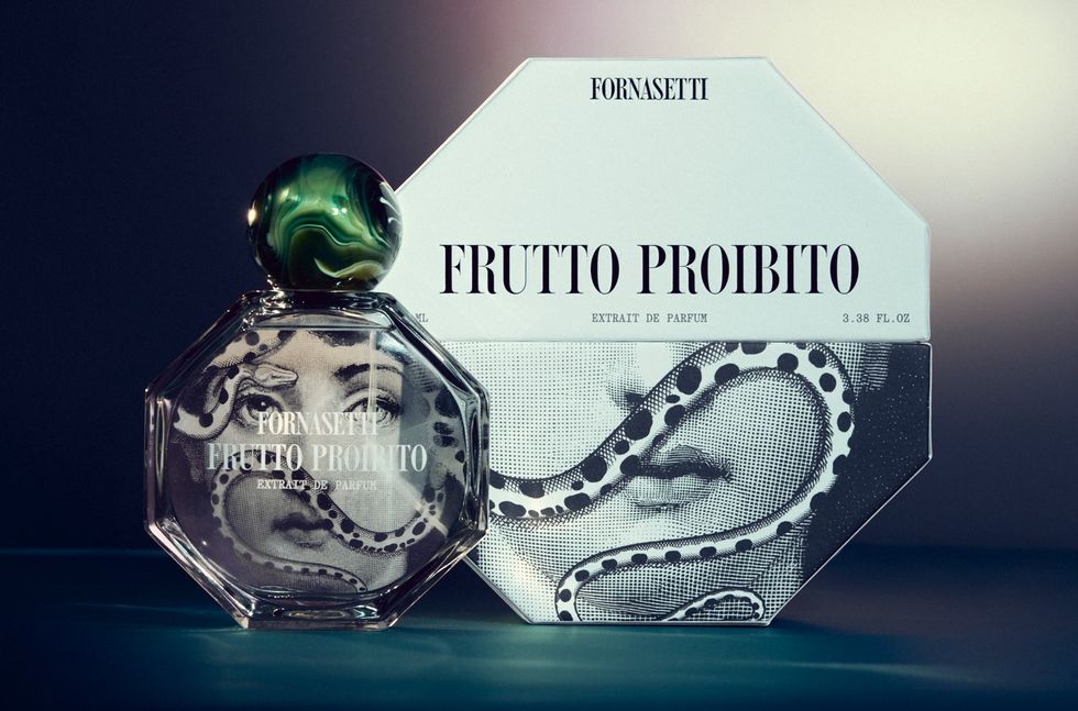 還記得這張神秘面孔嗎？義大利怪誕美學品牌fornasetti首次推出香水之作！全新3款奇幻香氣帶你遊走在現實與夢境