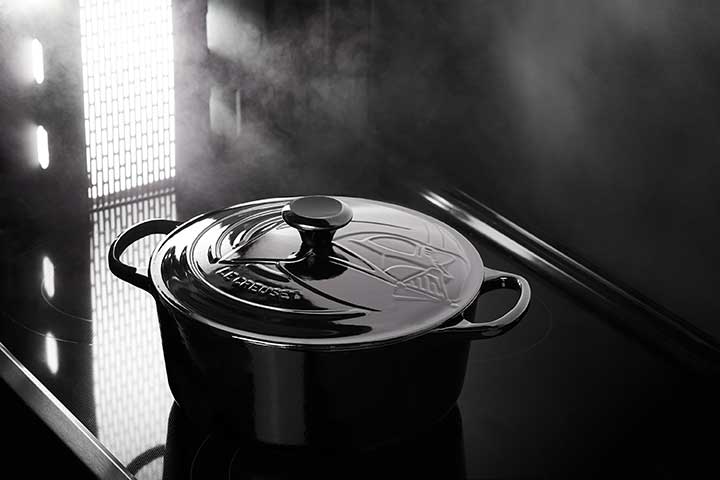 Black-and-white, Still life photography, Photography, Cookware and bakeware, Monochrome, Monochrome photography, Style, 