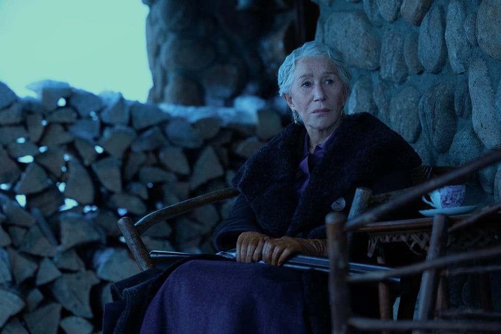 helen mirren as cara in season 2, episode 7 of 1923 streaming on paramount+. photo credit: trae patton/ paramount+