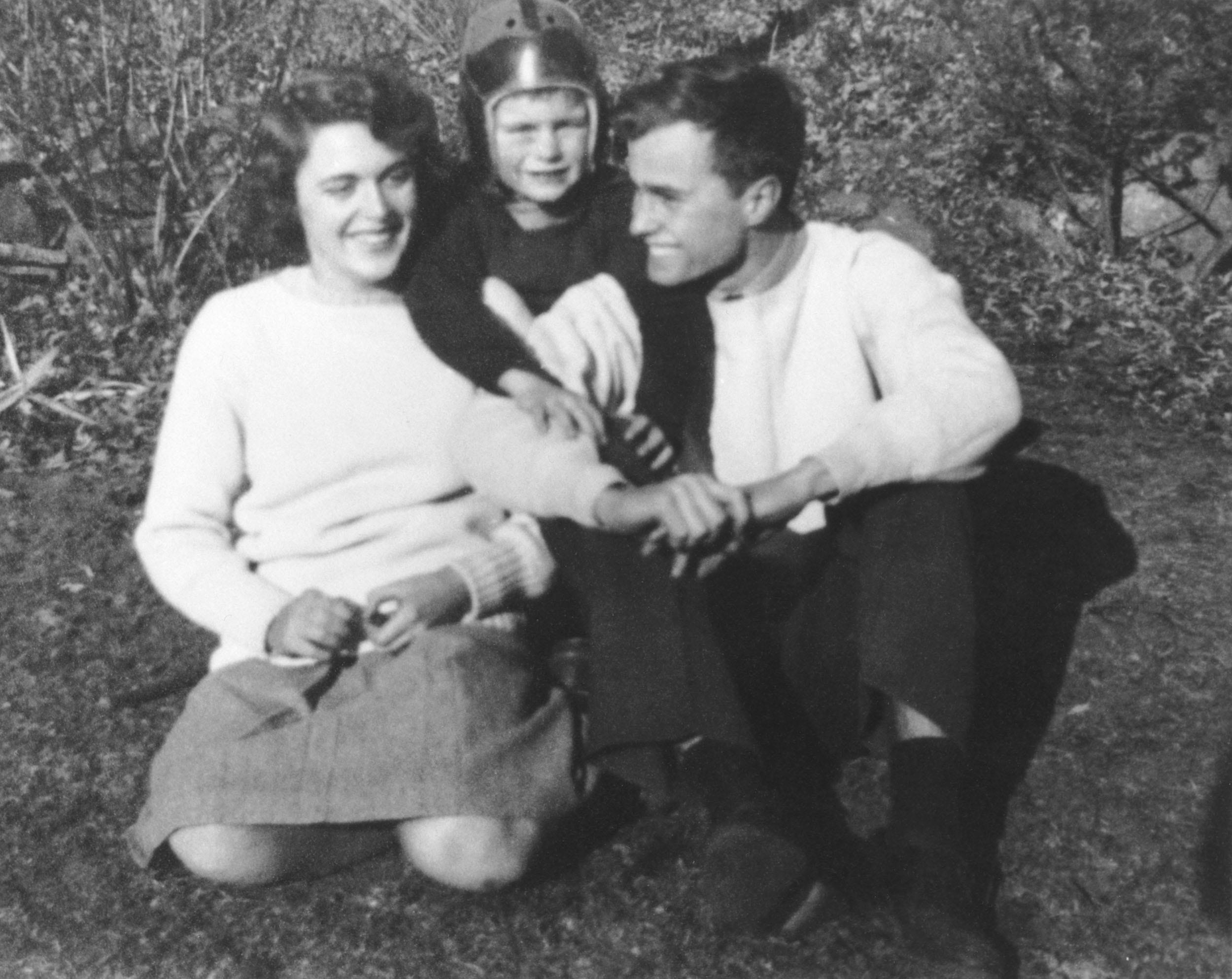Ella Langley'S Love Story: The Truth About Her Husband & Relationships - 4e08nay