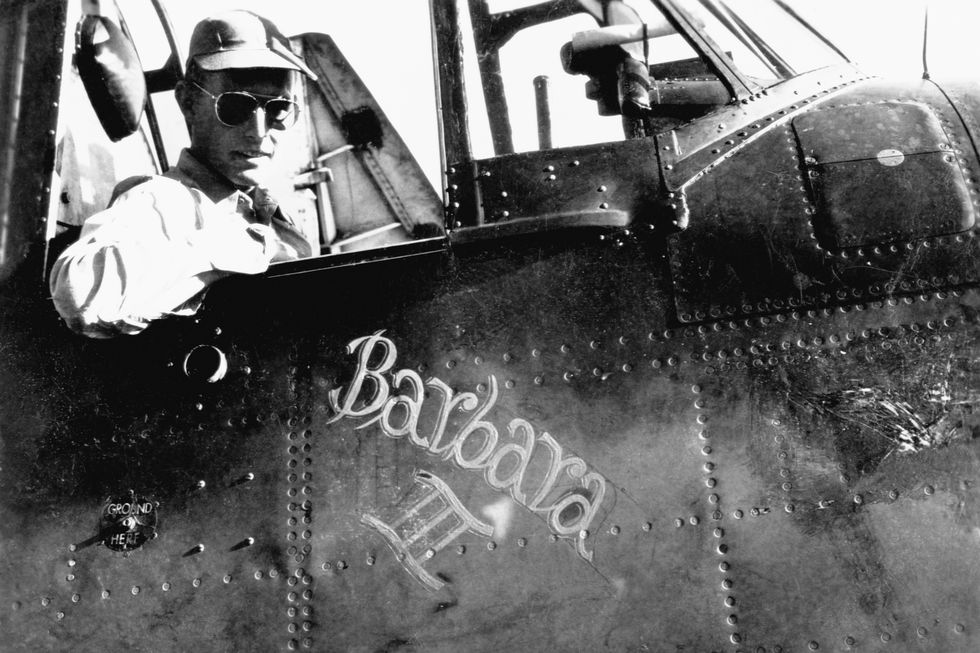 george h.w. bush 1945 barbara plane