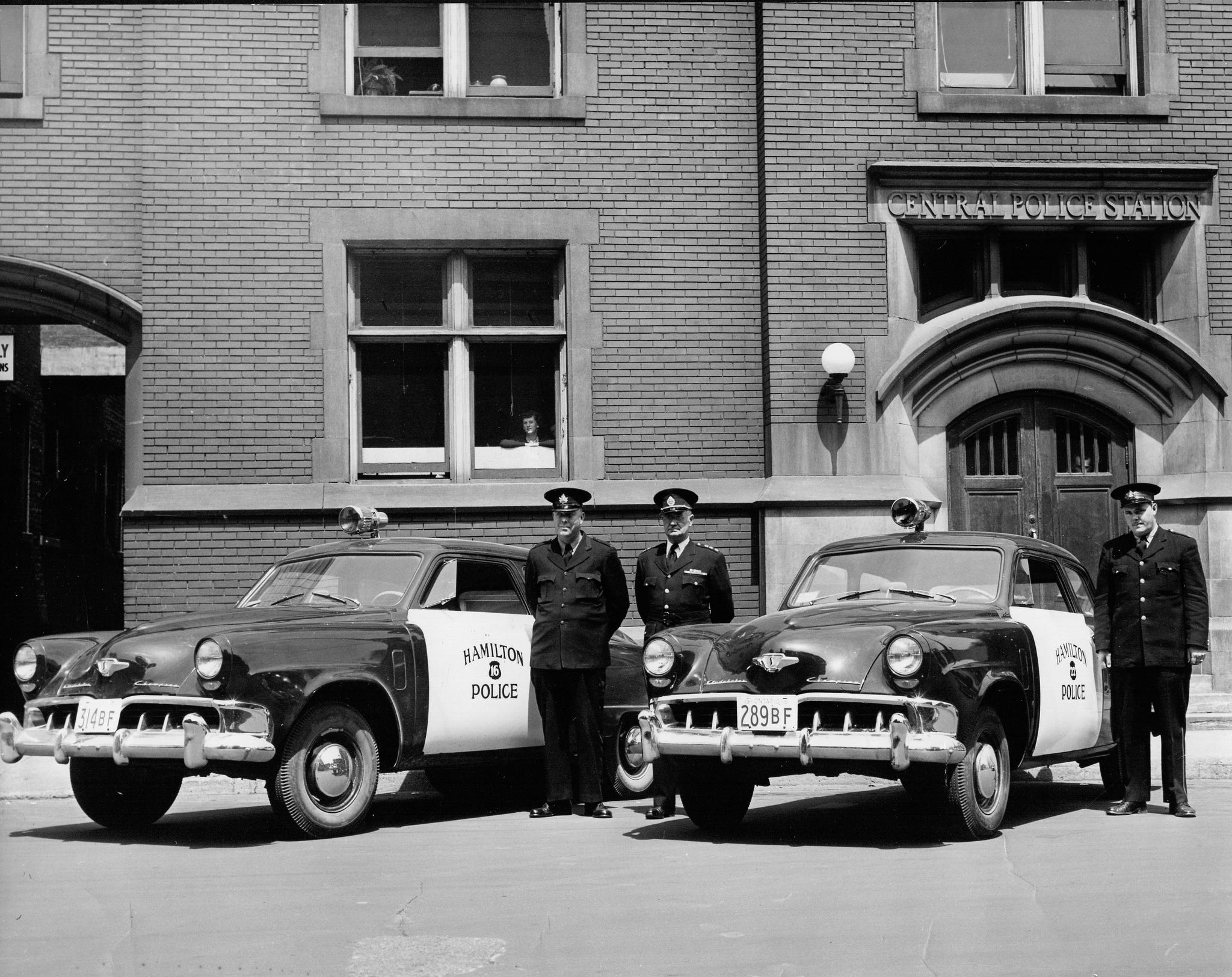 Unveiling the History Behind Police Cars Color Scheme: the Classic ...