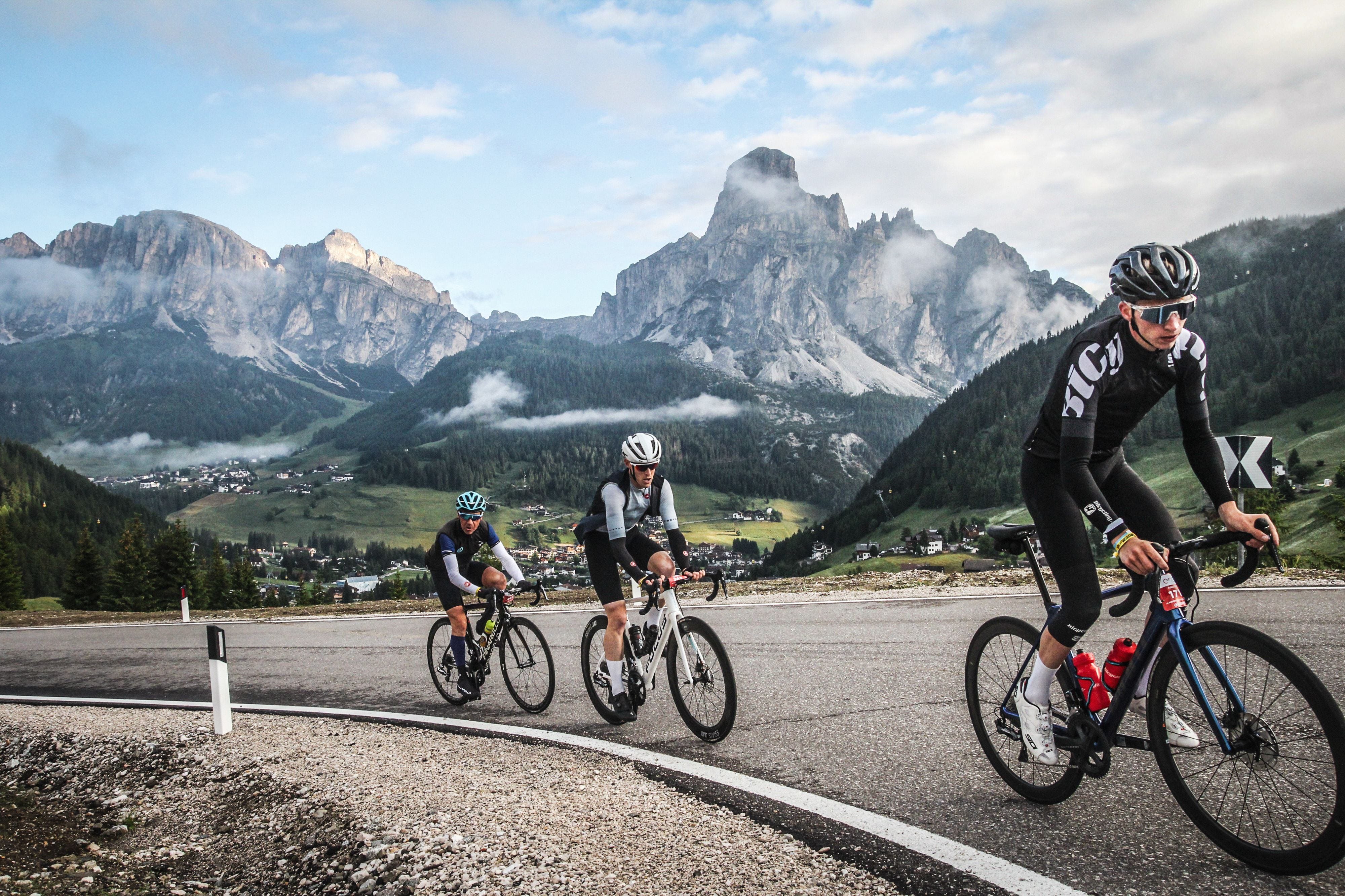 Kalender met de mooiste 12 gran fondo's voor je bucketlist