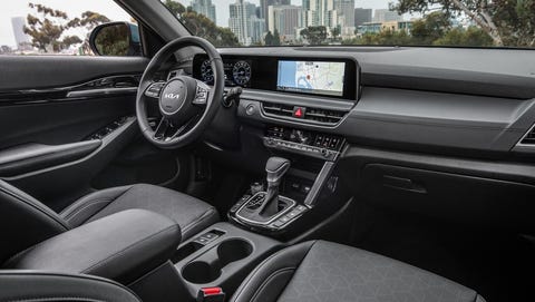 2024 kia seltos interior dashboard