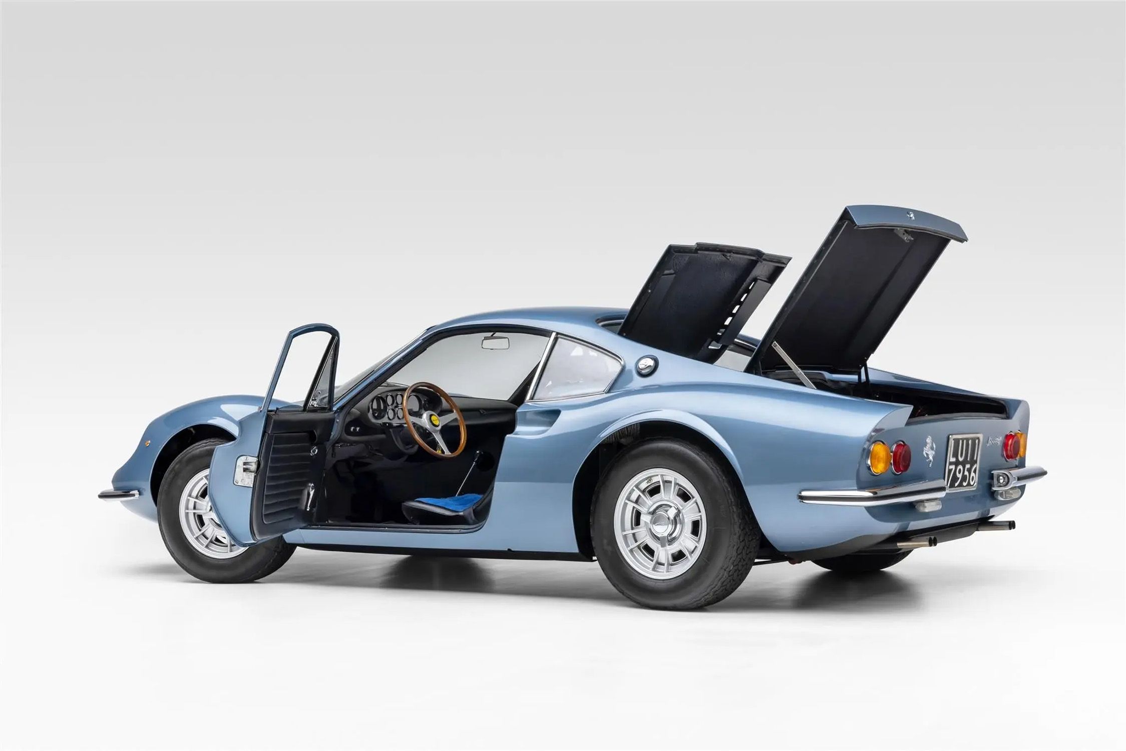 Amazon.co.jp: Bang バン 1/43 フェラーリ DINO 206 GT 1967