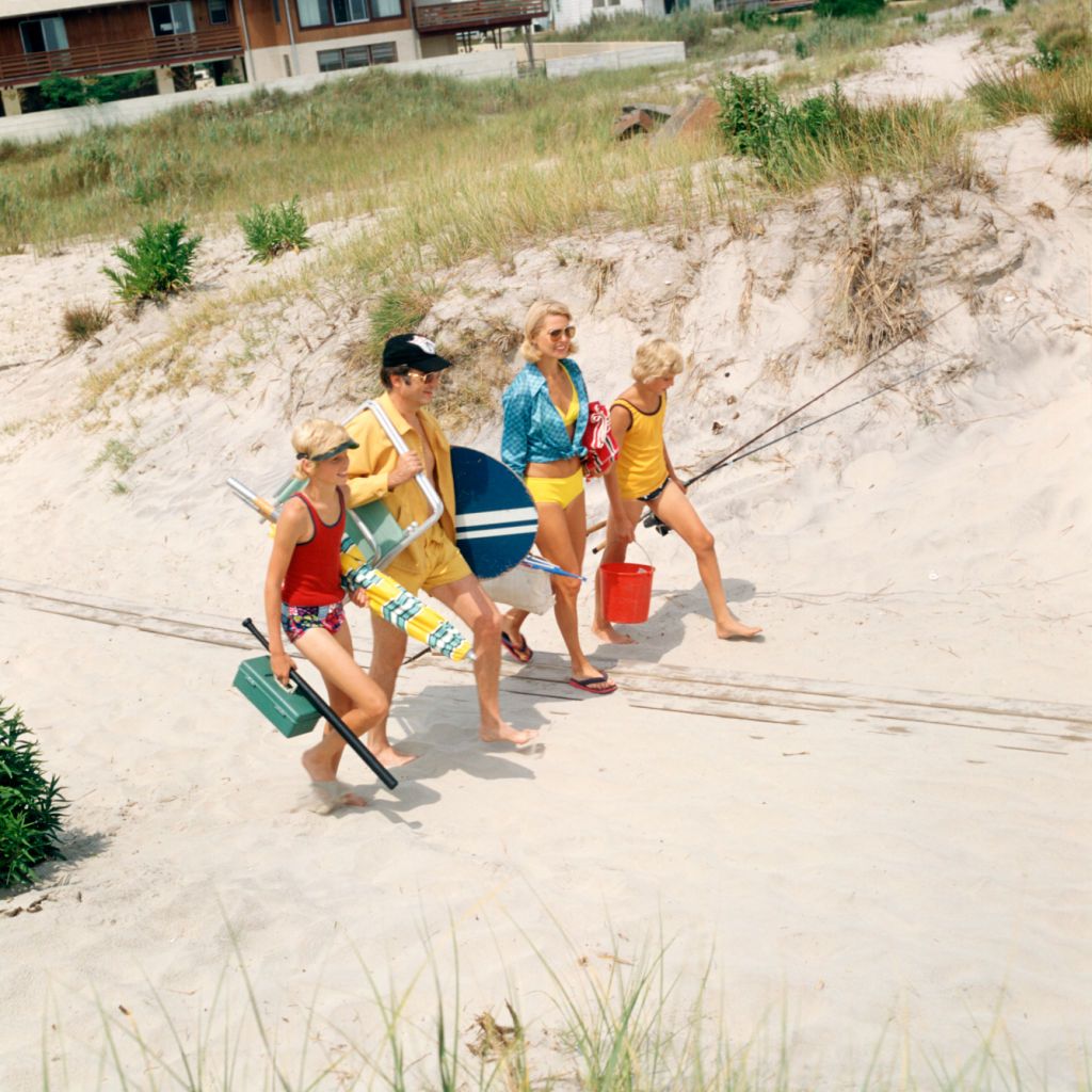 beach caption with family