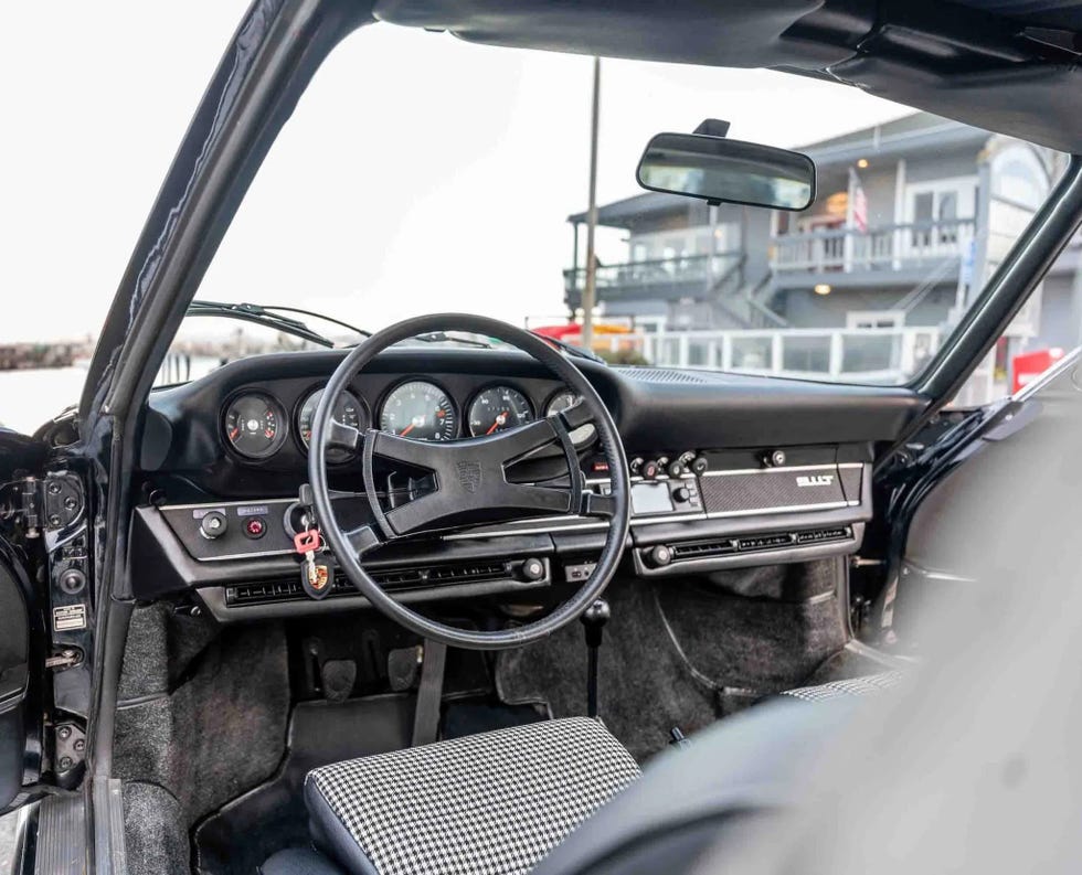 1972 porsche 911t targa 5 speed interior