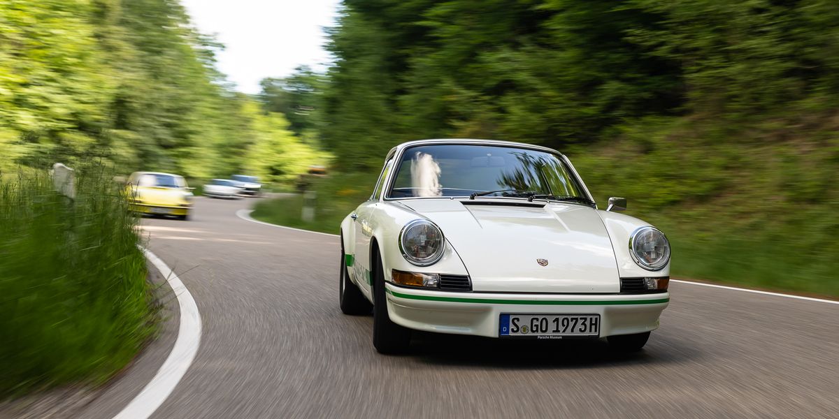 1973 Porsche 911 Carrera RS : The Legend Starts Here