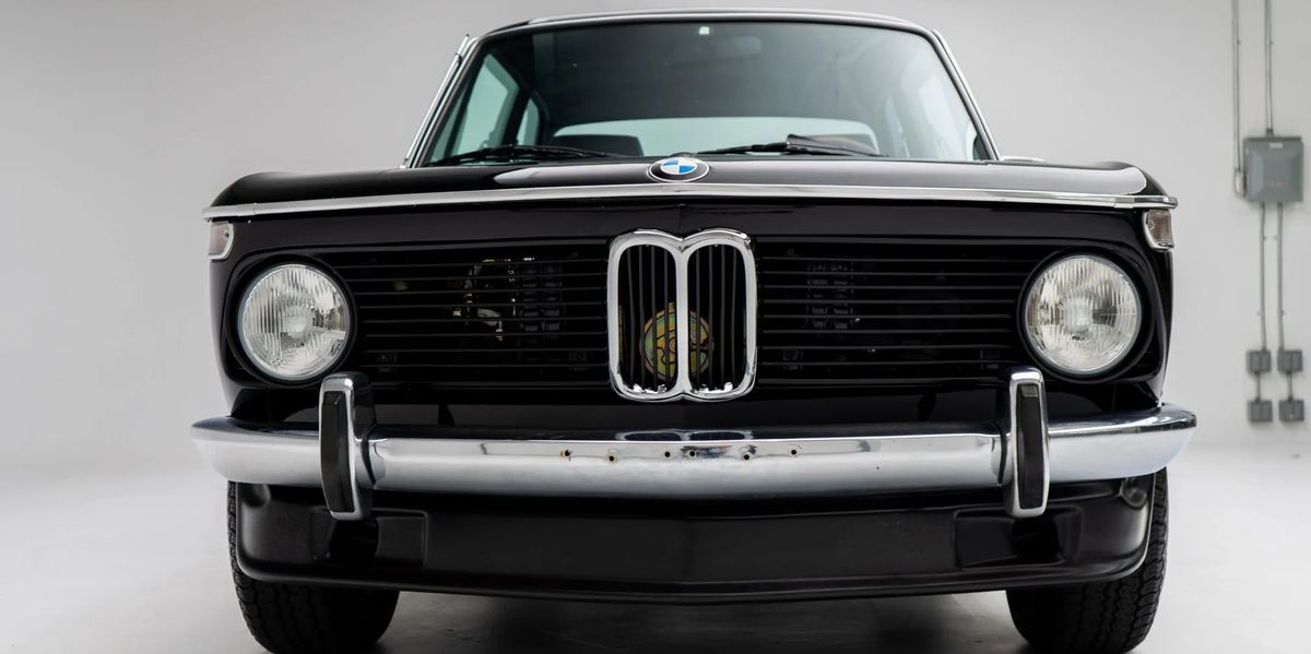 1974 BMW 2002tii Restomod on Bring a Trailer Looks Ready to Drive