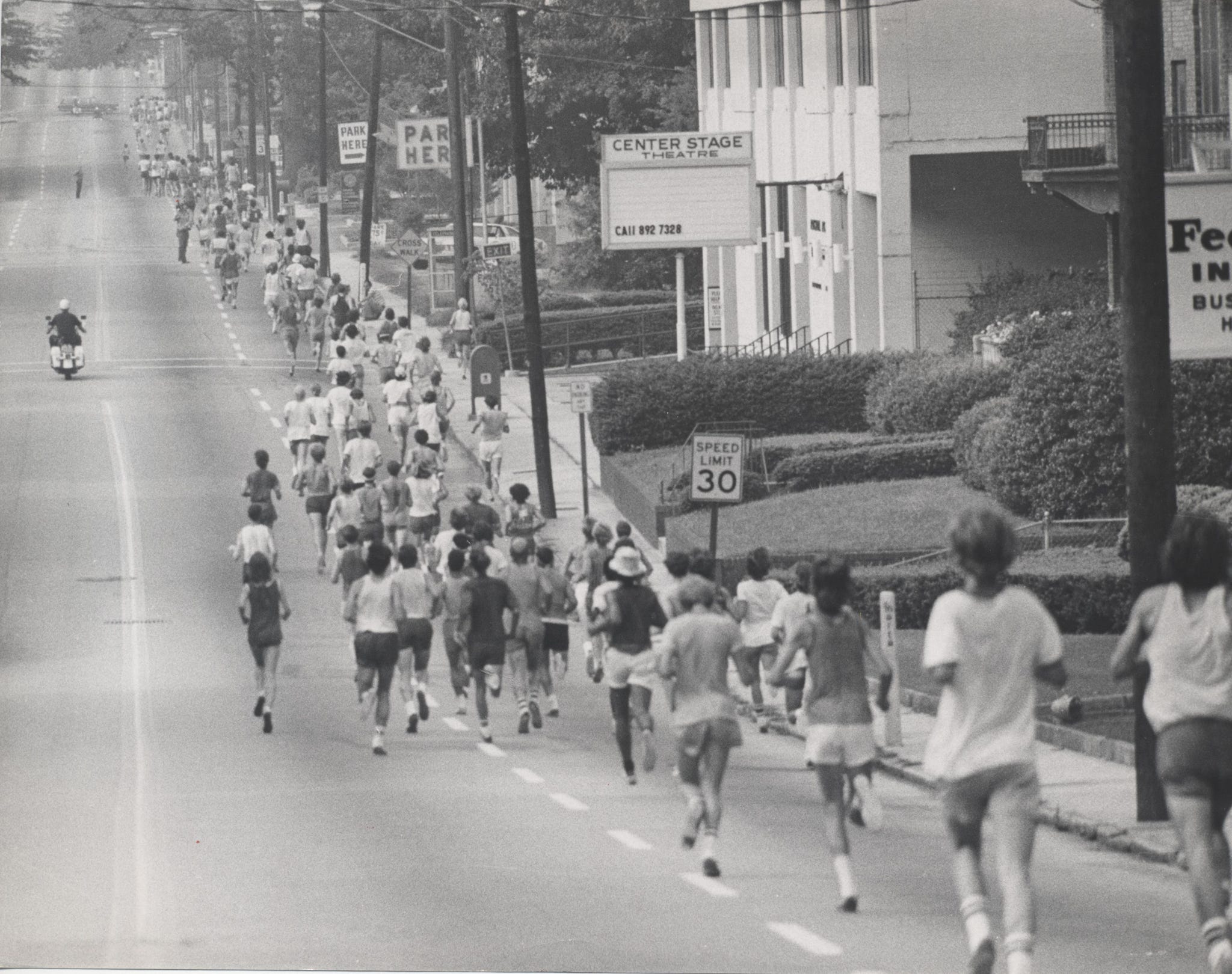 Photograph, Running, Marathon, Crowd, Snapshot, Recreation, Long-distance running, Street, Black-and-white, Pedestrian, 