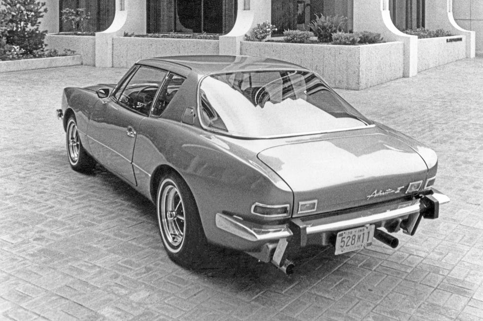 The 1976 Avanti II Is Manna for Studebaker Fans