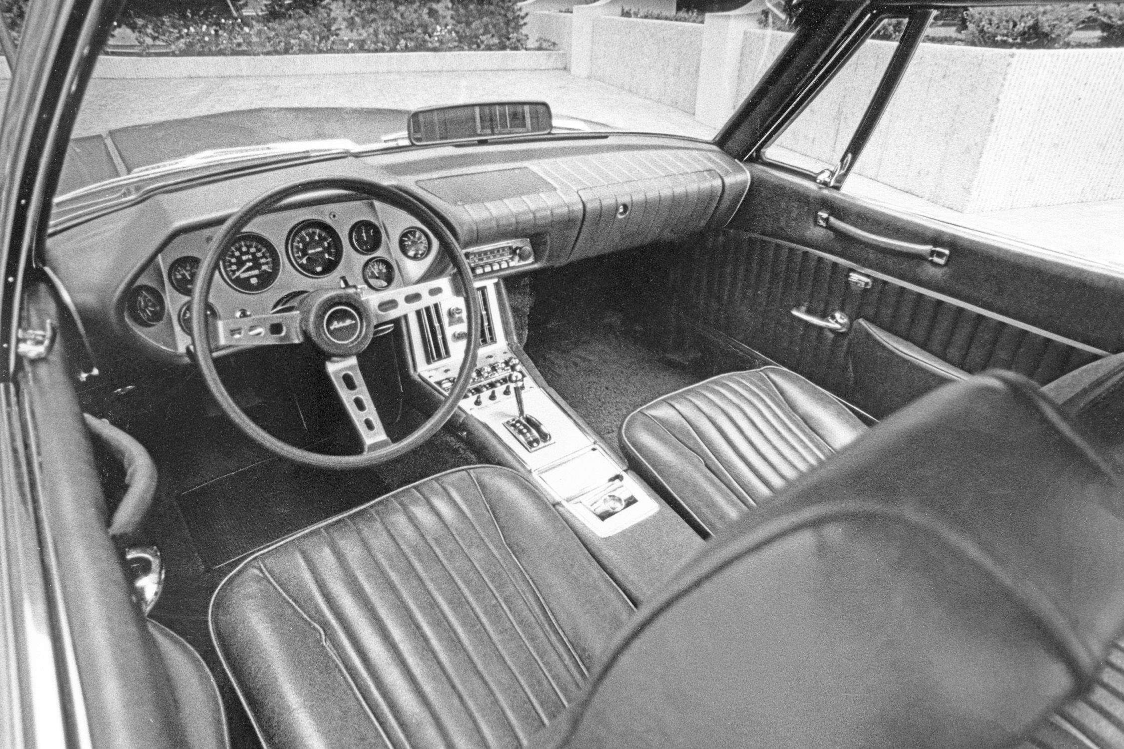 1976-avanti-ii-107-